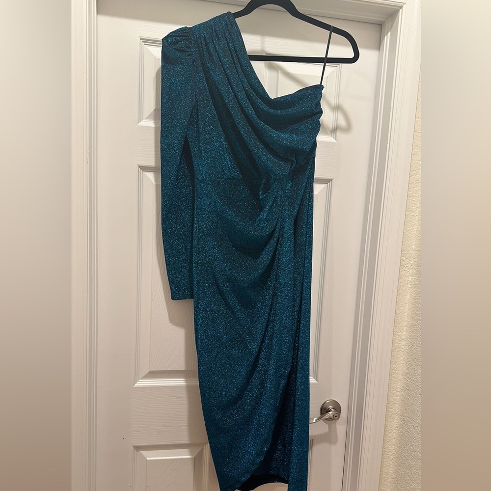 Pretty midi dress